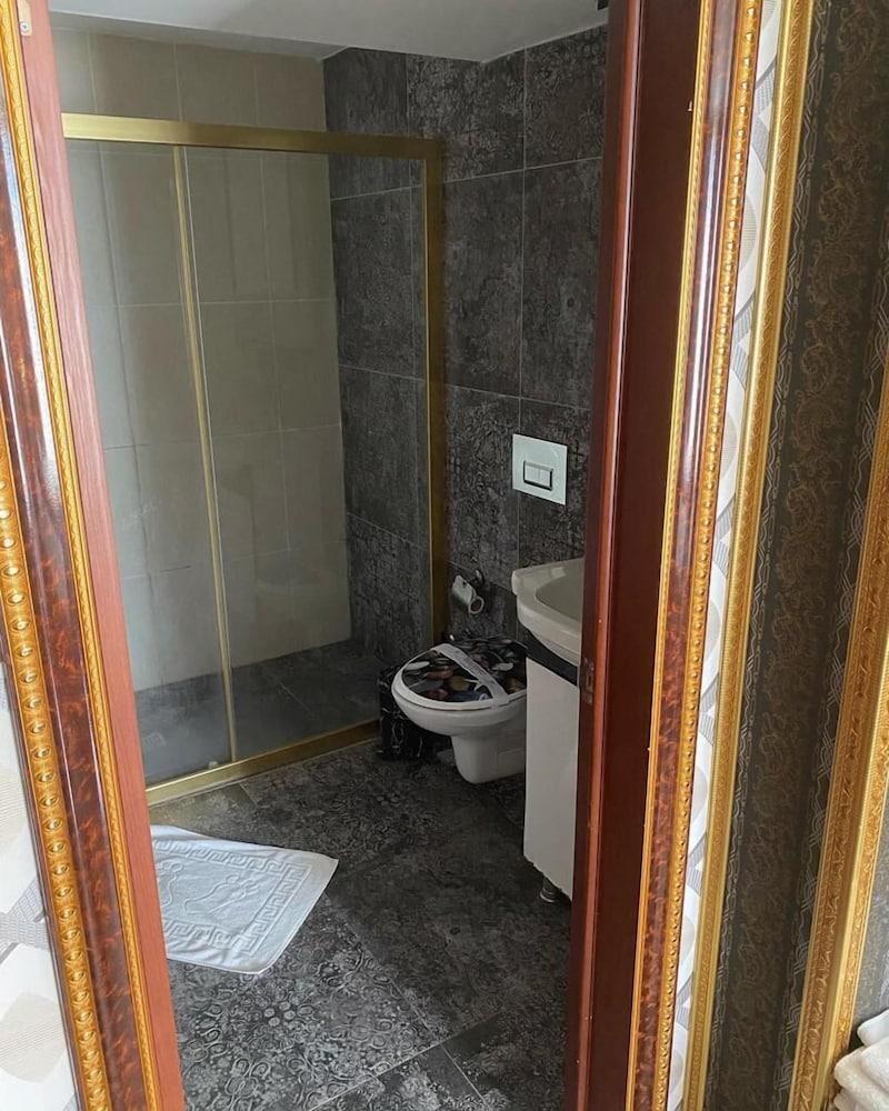 Grand Merin Airport Hotel Estambul Exterior foto